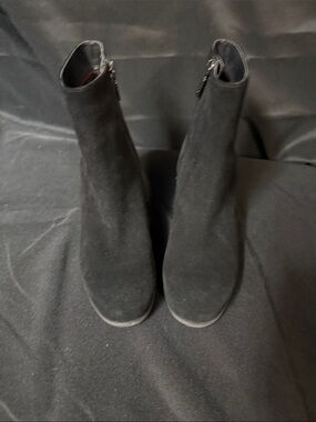 Blondo Black Suede Waterproof Ankle Booties with Side Zip